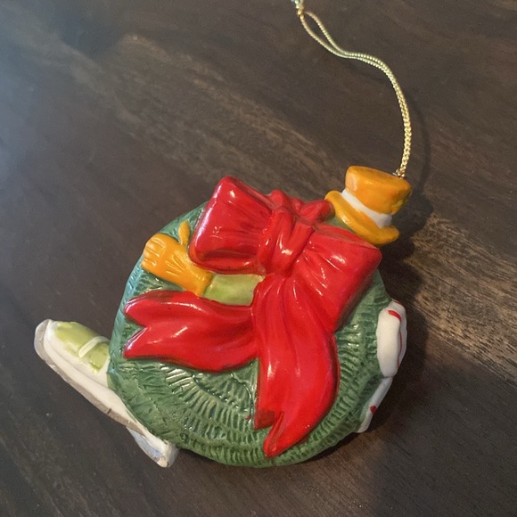 Vintage 1980 Jim Henson Muppets, Kermit The Frog in Ice Skates, Christmas Wreath - Picture 3 of 14